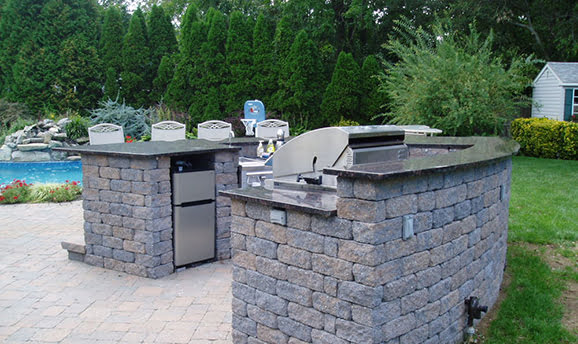 Outdoor Kitchen in Long Island